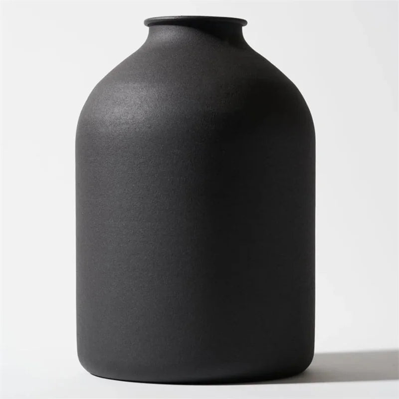Matte Black Metal Vase, Ideal for Dried Flowers Gift for Wedding Home Spa Votive Candle Gardens Home Living Room Decoration Home